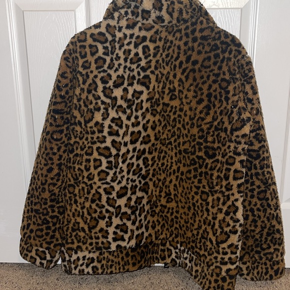 Leopard Levi Jacket / Size Medium - Picture 7 of 7
